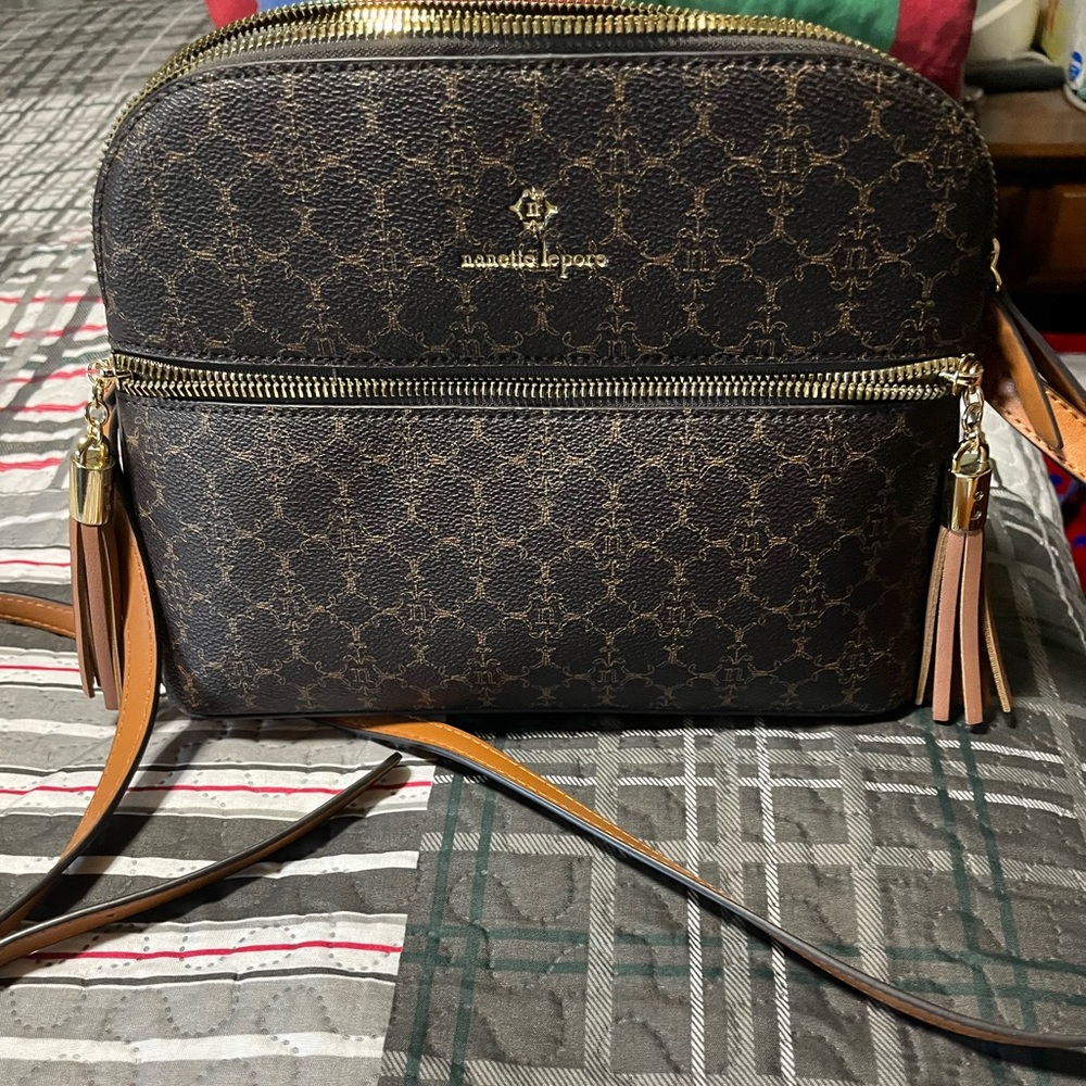 brown purse